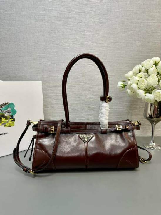 Picture of Prada Handbags _SKUfw172552863fw
